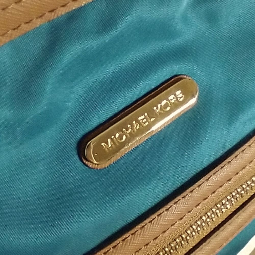 USED Michael Kors Tote - Picture 11 of 11